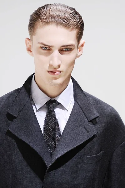 Look 7